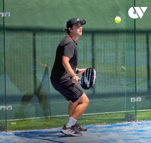 4 Canchas de pádel